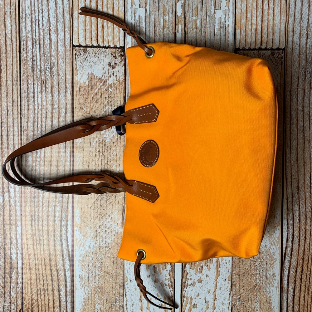 Dooney & Bourke shopper handbag purse